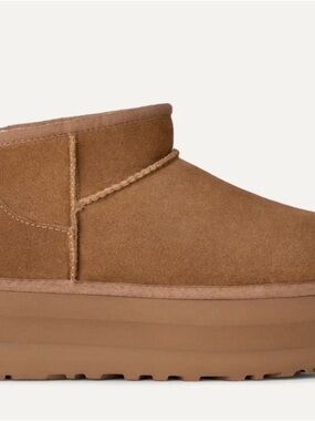UGG Women's Chestnut Suede Platform Mule by